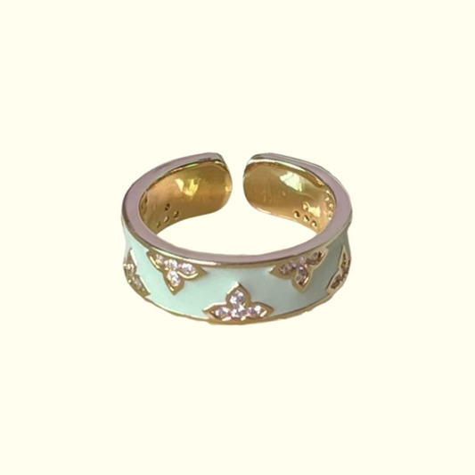 Four-leaf Clover Mint Green Ring